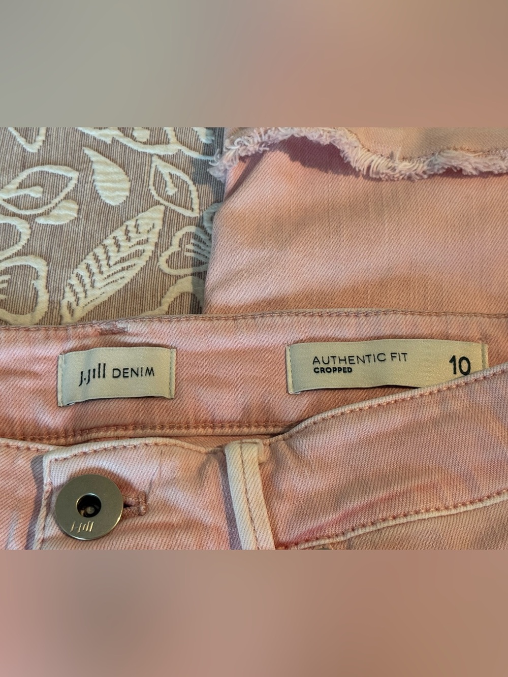 J Jill Denim Crops - Picture 4 of 9